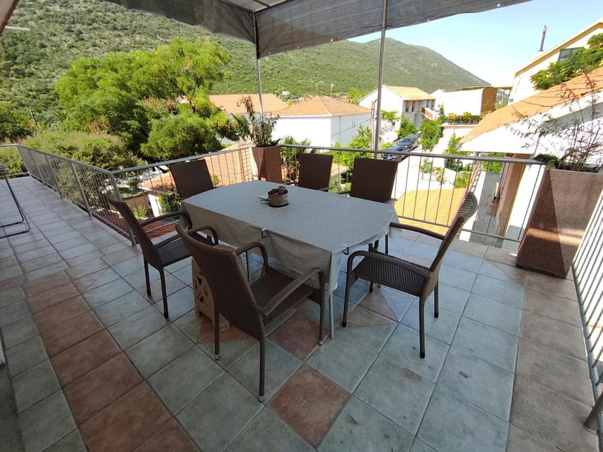 Apartments By The Sea Trpanj, Peljesac - 15995 Exterior foto